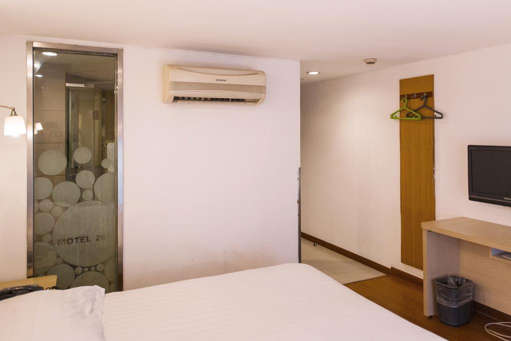 Motel Shanghai Hongqiao Beixinjing Metro Station Tianshan Road Eksteriør billede