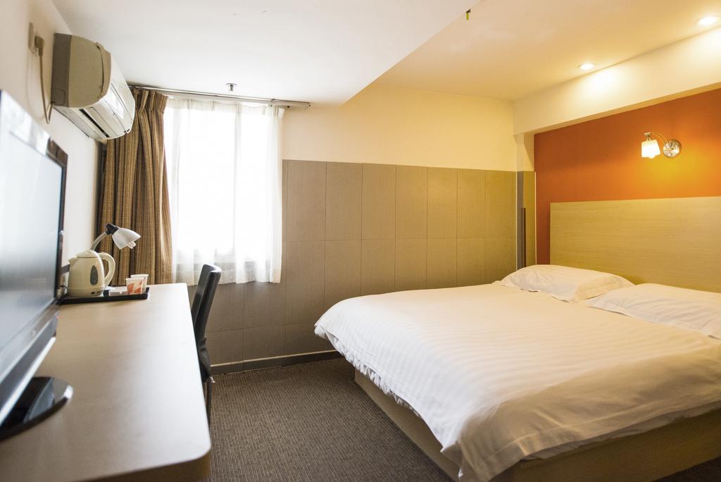 Motel Shanghai Hongqiao Beixinjing Metro Station Tianshan Road Eksteriør billede
